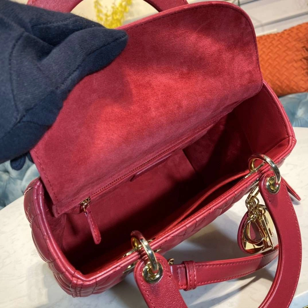 *MOMO--- 0565 sheep hide item : A-B009H0527L