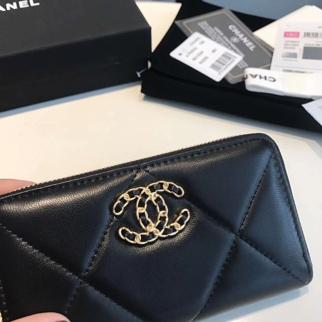 *MOMO--- 0943 goatskin item : A-B307G2616