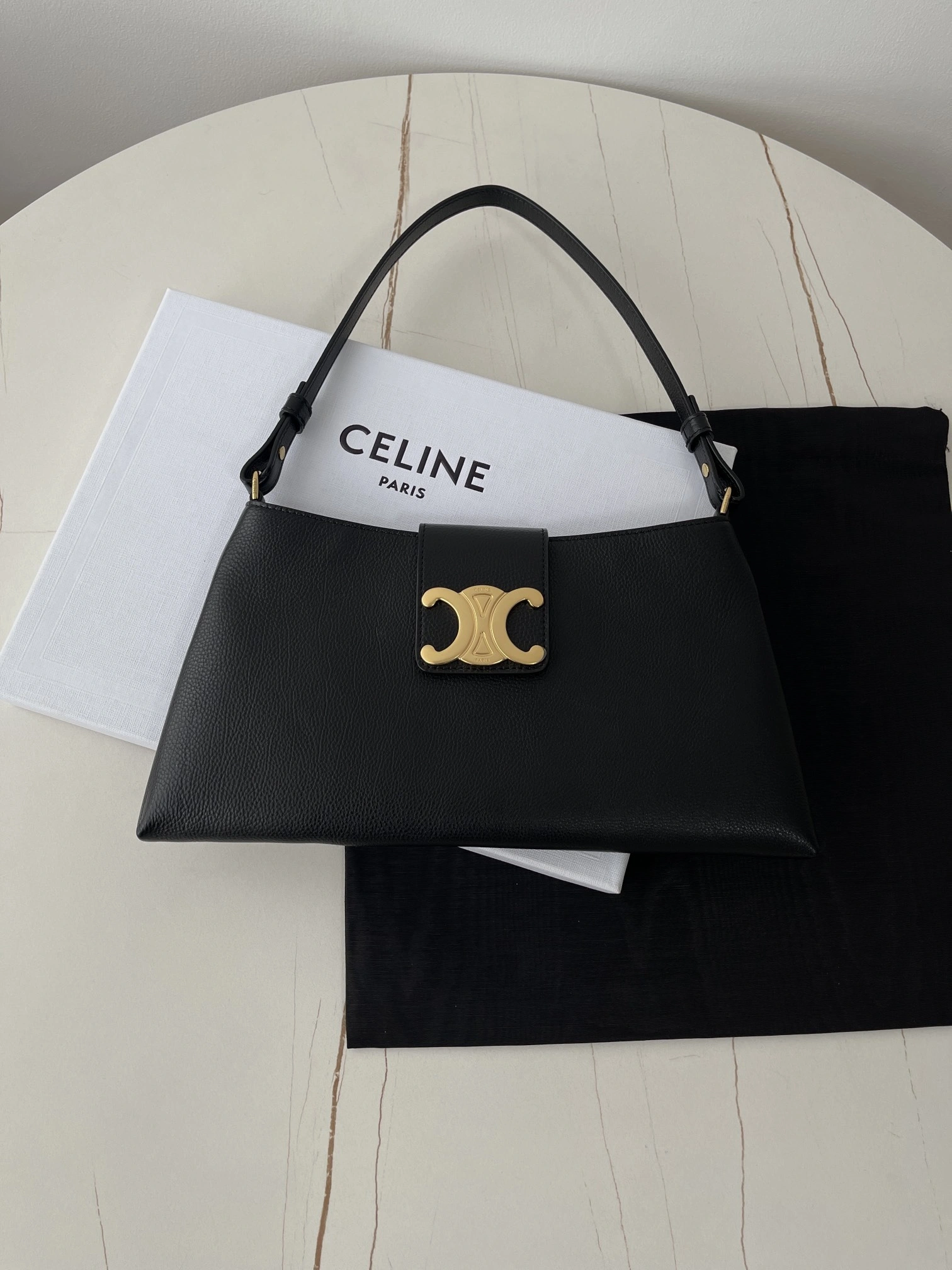 MOMO--- 113673FEO-38NO Calfskin item:D-B806D1516