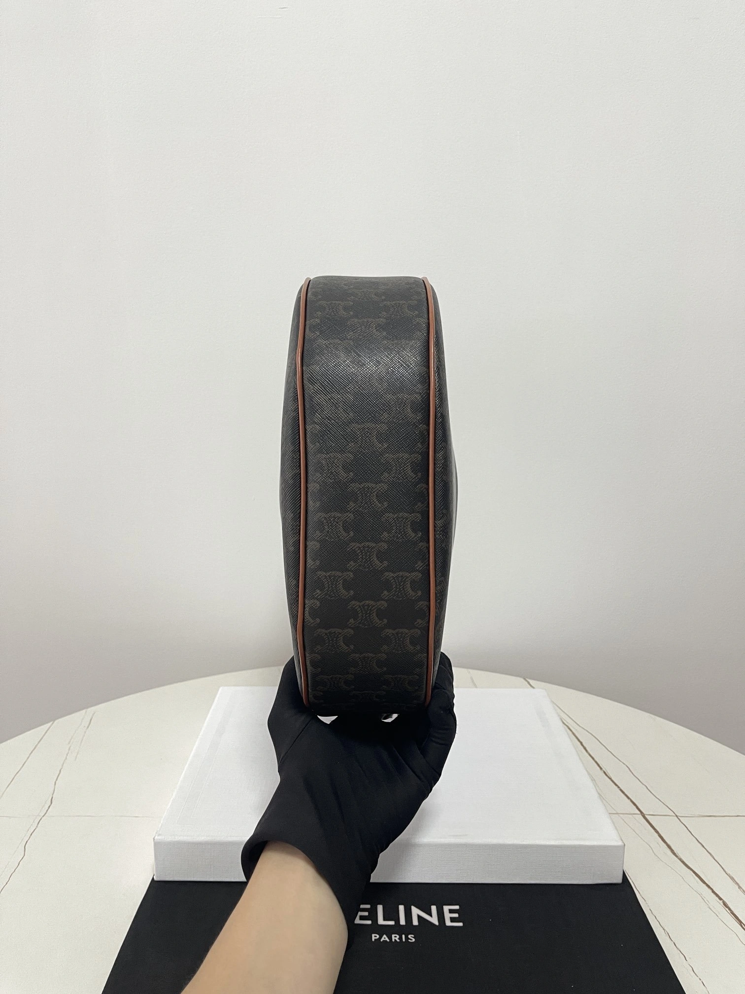 MOMO--- 114712FQM-04LU cowhide item:D-B806D1503