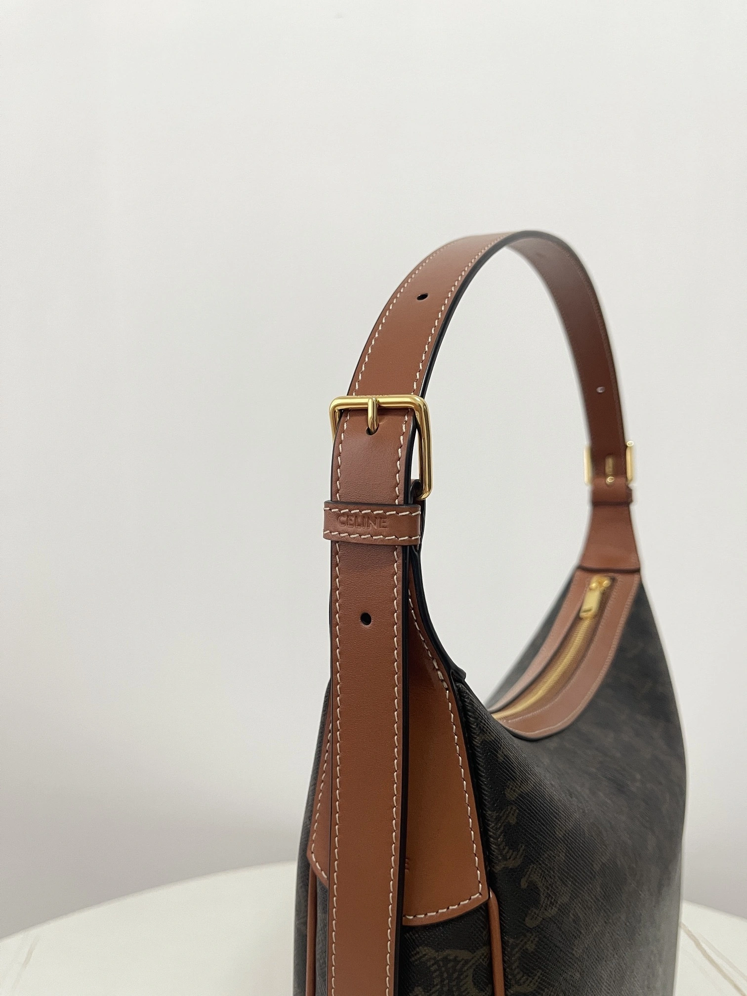MOMO--- 114712FQM-04LU cowhide item:D-B806D1503