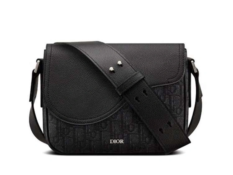 *MOMO--- 1ADME130YKS-H10E cowhide item : A-B00H2327A