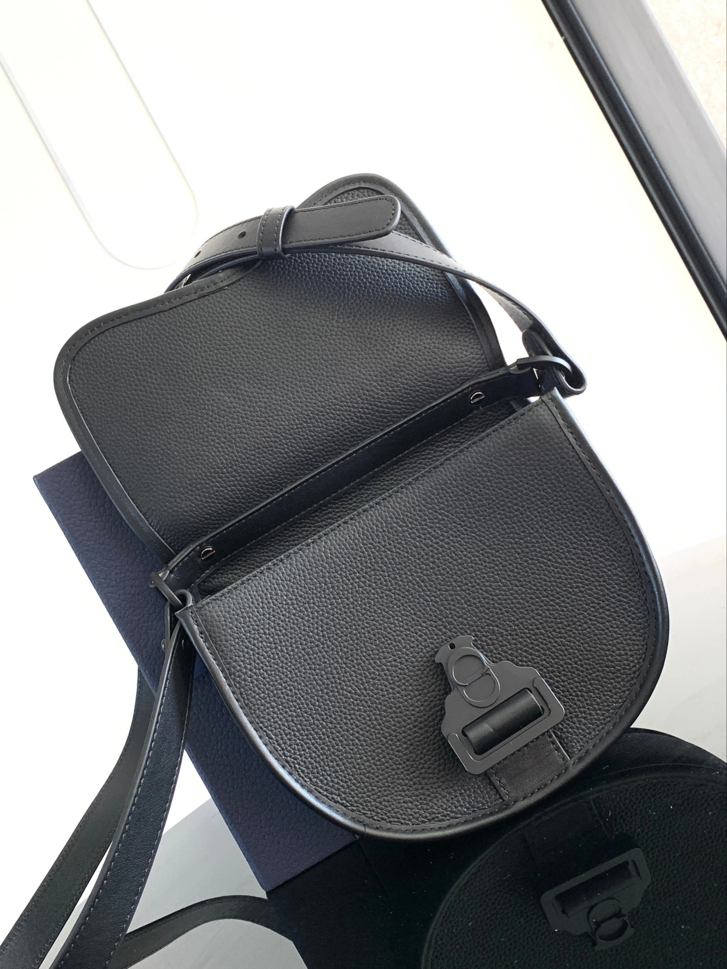 MOMO--- 1ADPO033LAC-H00N Gallop cowhide item:D-B109D0601
