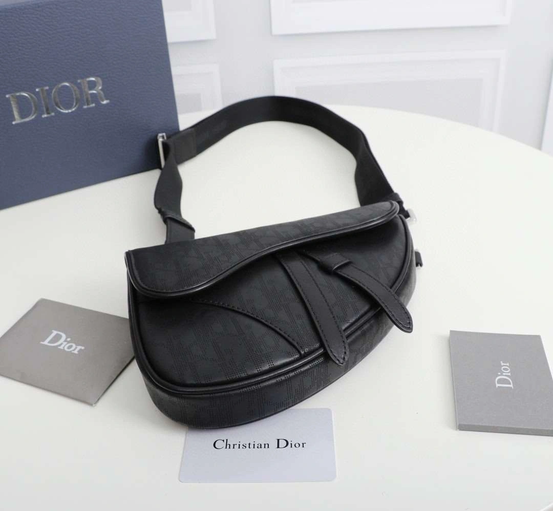 *MOMO--- 1ADPO191 cowhide item : A-B00H0425