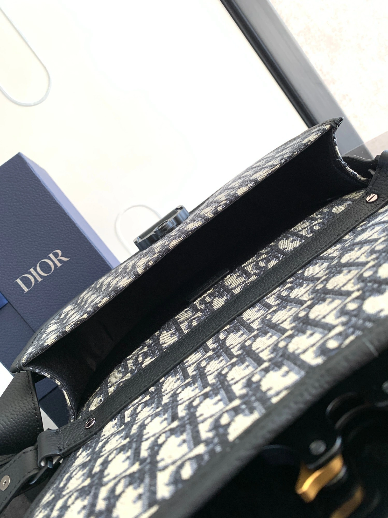 MOMO--- 1ADPO255YKY-H27E Gallop item:D-B109D0632