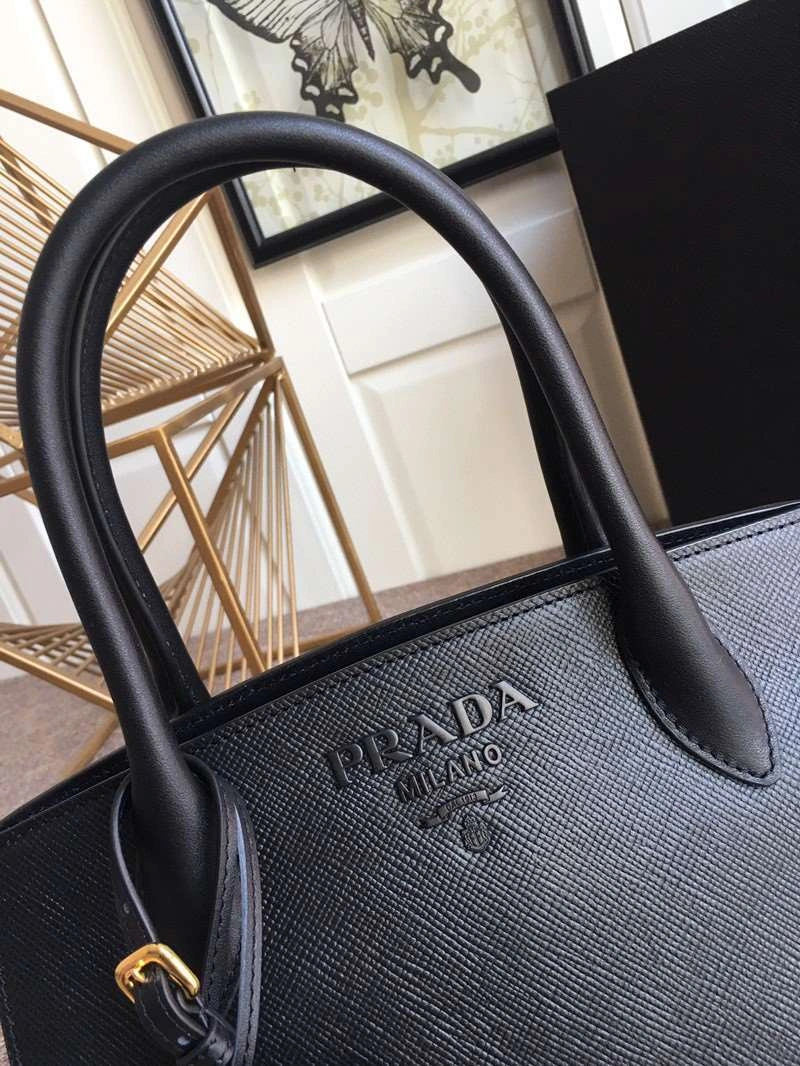 *MOMO--- 1BA156 Calfskin item : A-B00H3044A