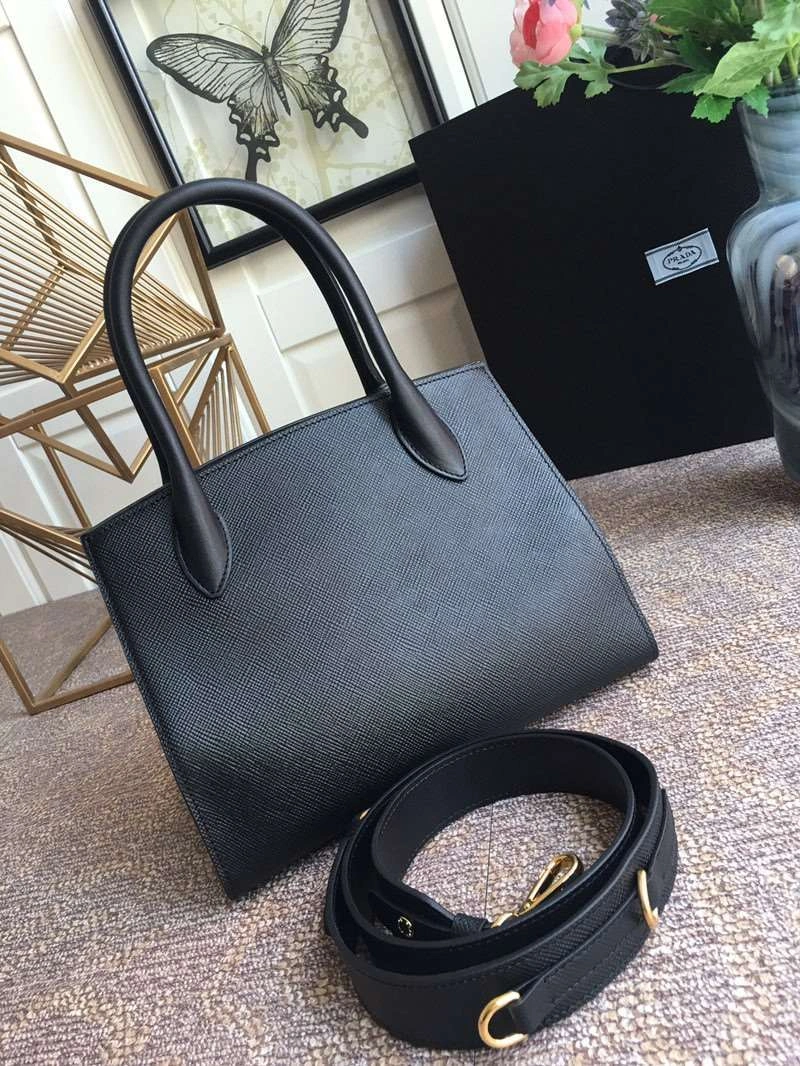 *MOMO--- 1BA156 Calfskin item : A-B00H3044A