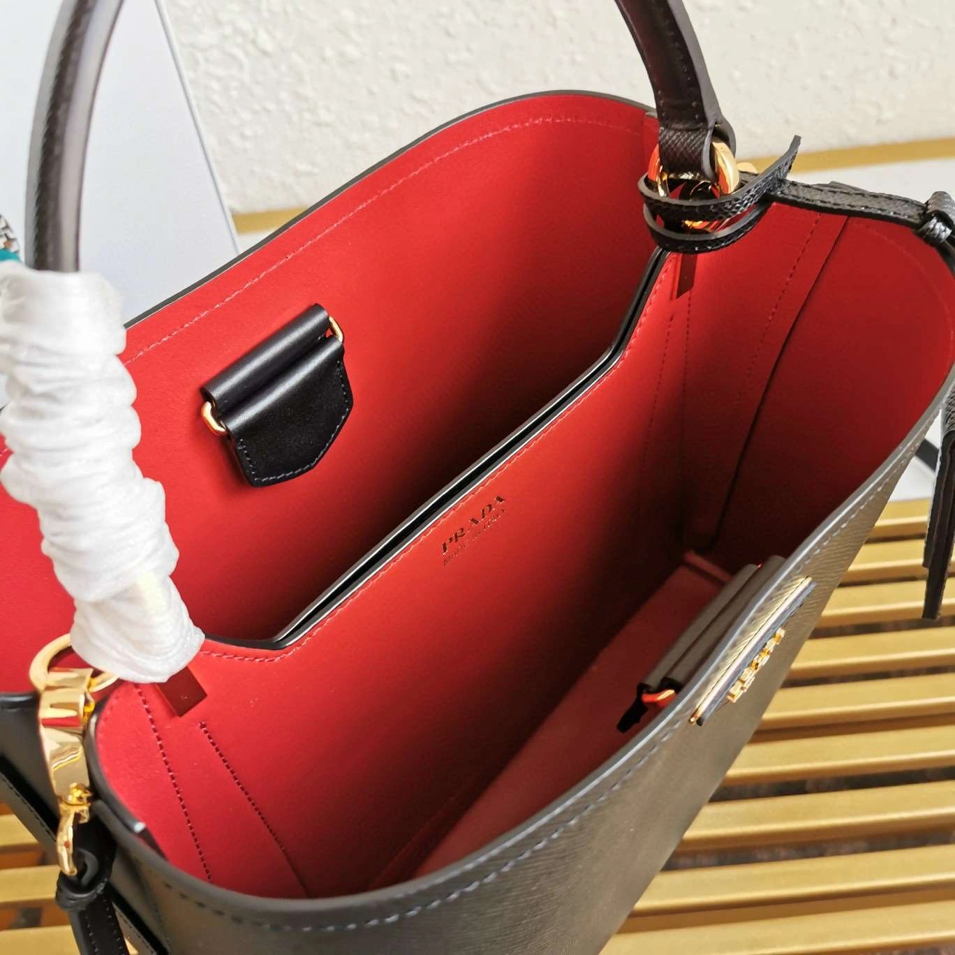 *MOMO--- 1BA211 sheephide item : A-B177H2636A