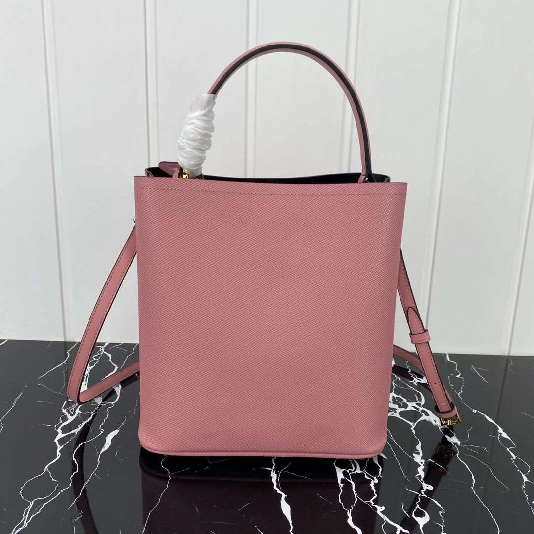 *MOMO--- 1BA212 cowhide item : A-B00H3127A