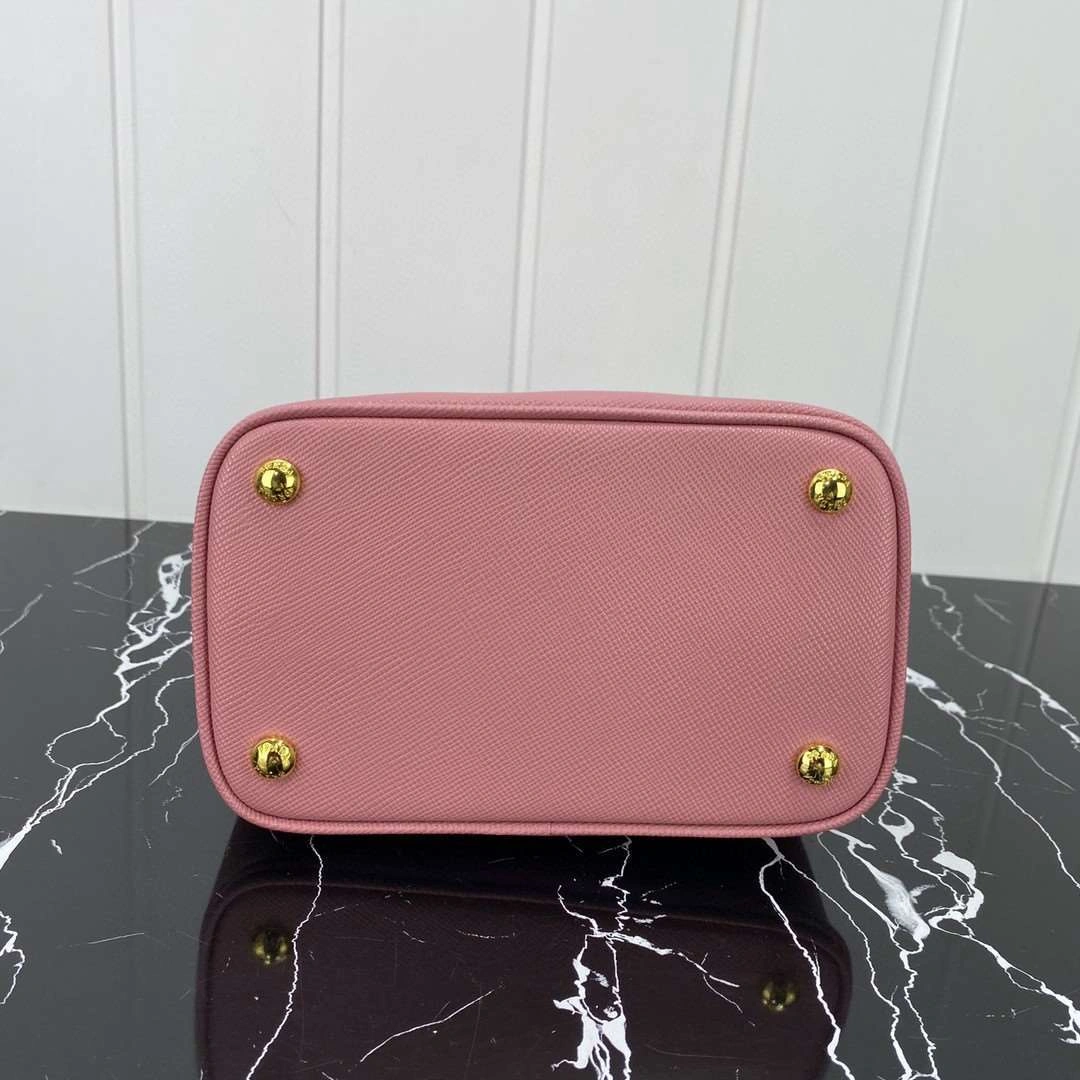 *MOMO--- 1BA212 cowhide item : A-B00H3127A