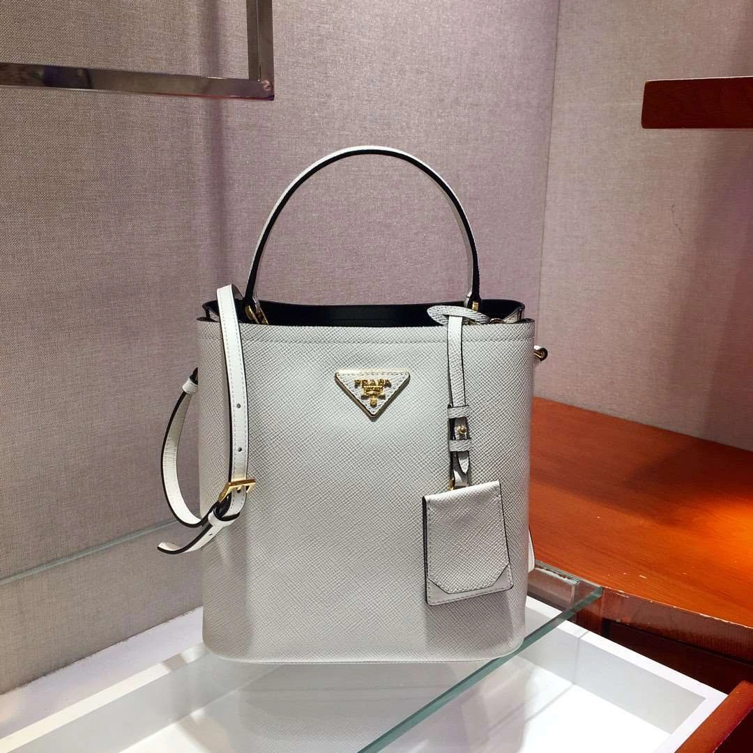*MOMO--- 1BA212 item : A-B00H3128A