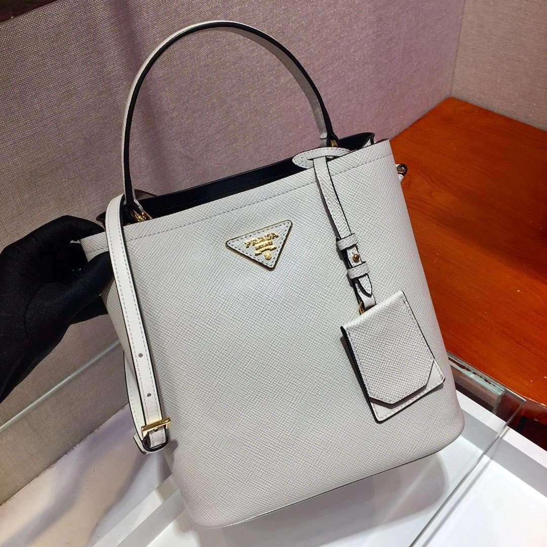 *MOMO--- 1BA212 item : A-B00H3128A