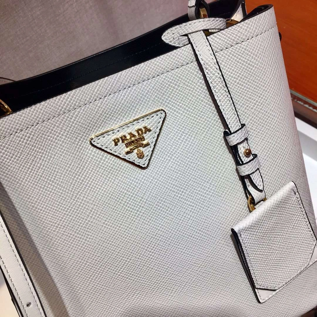 *MOMO--- 1BA212 item : A-B00H3128A