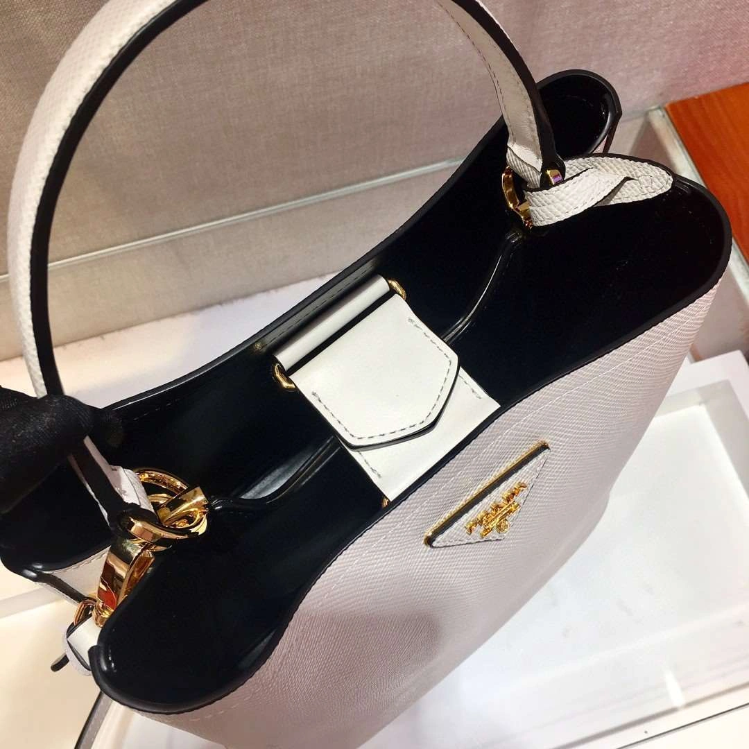 *MOMO--- 1BA212 item : A-B00H3128A