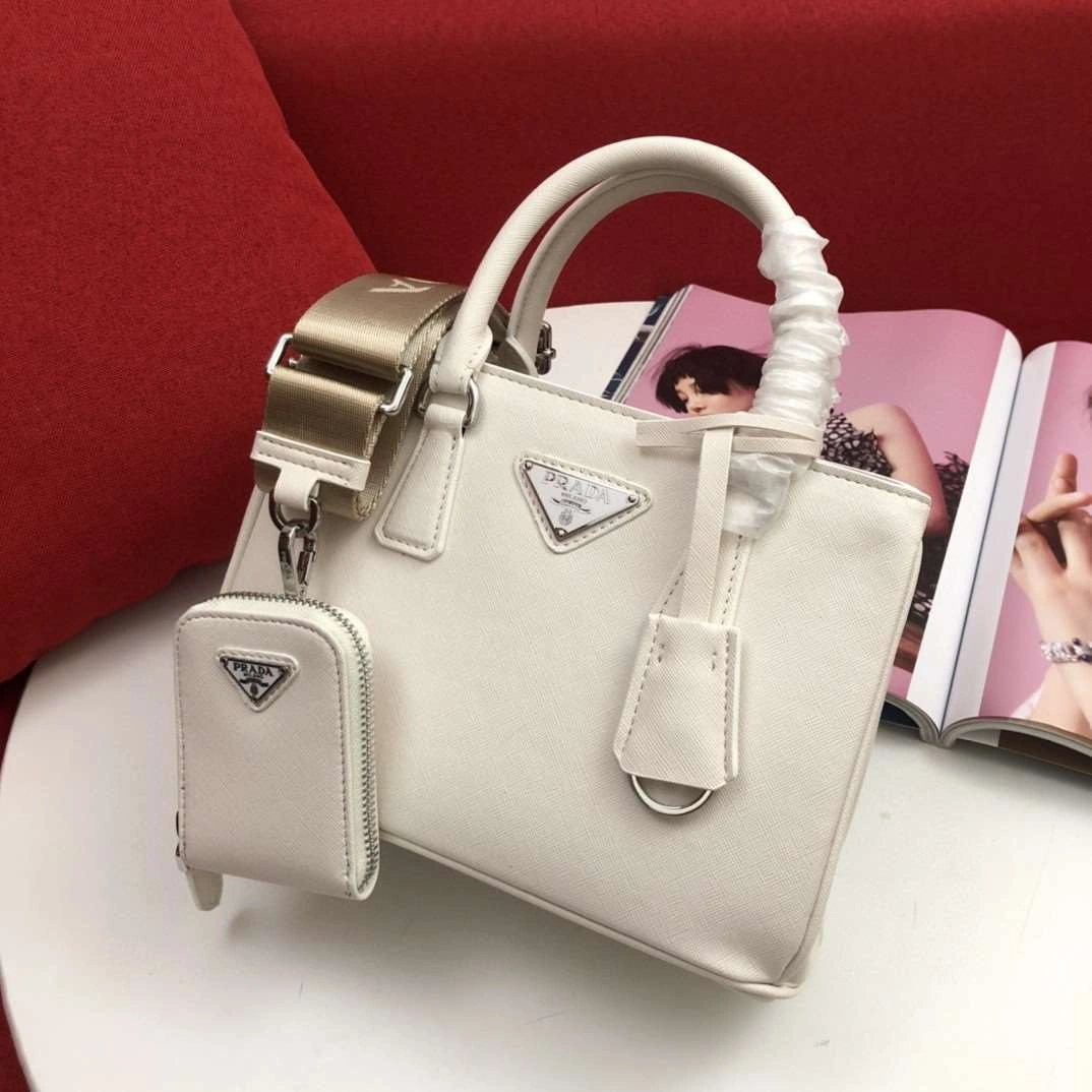 *MOMO--- 1BA296 cowhide item : A-B340H2629A
