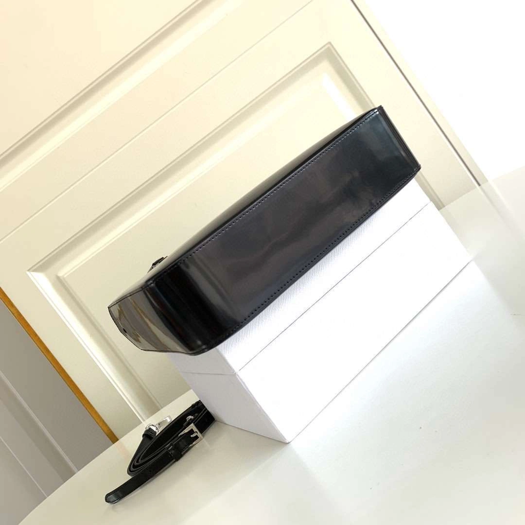 *MOMO--- 1BA330 item : A-B00H3126A