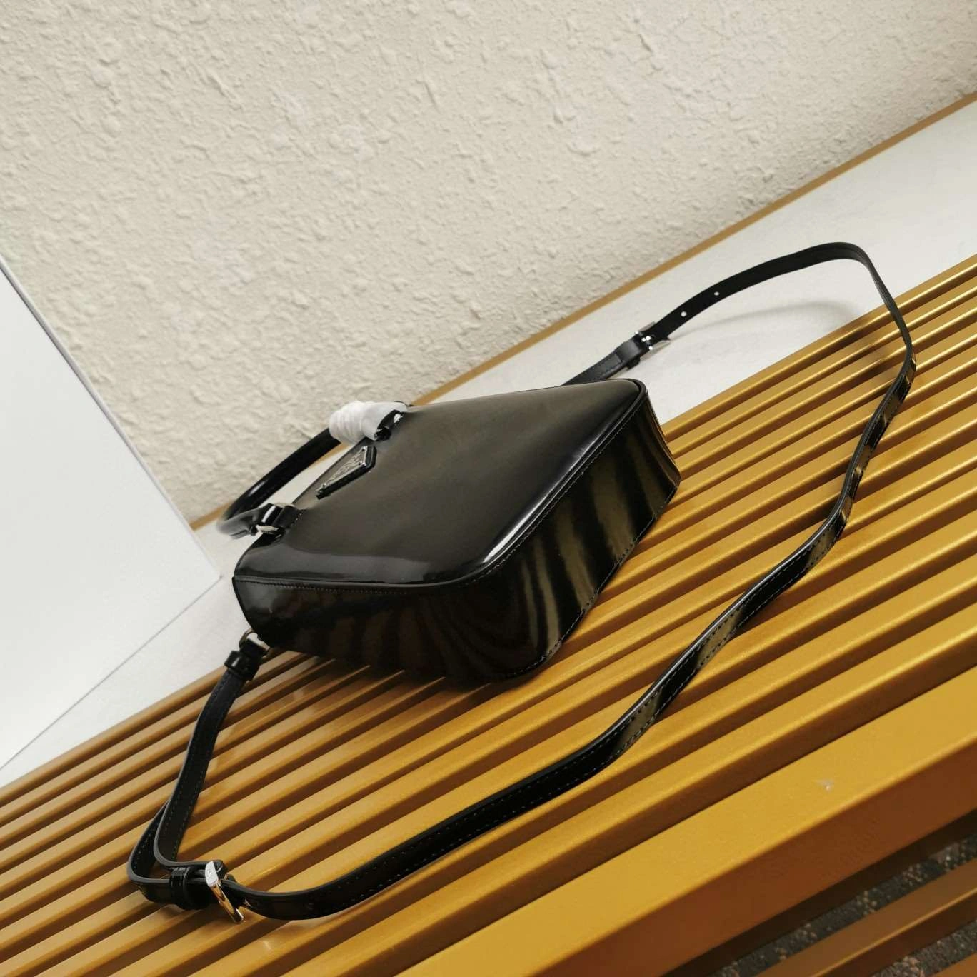 *MOMO--- 1BA331 cowhide item : A-B271H2846A