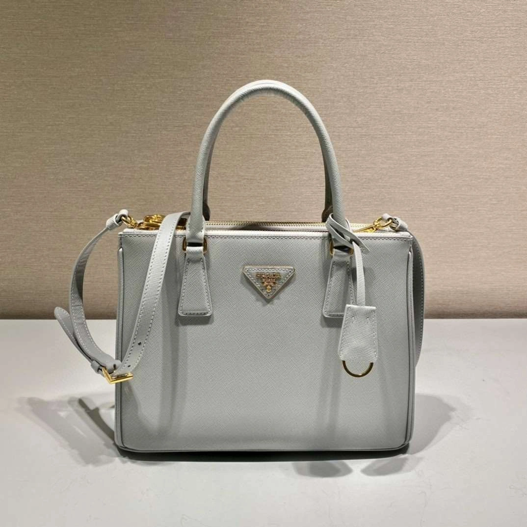 *MOMO--- 1BA863 cowhide item : A-B00H2716A