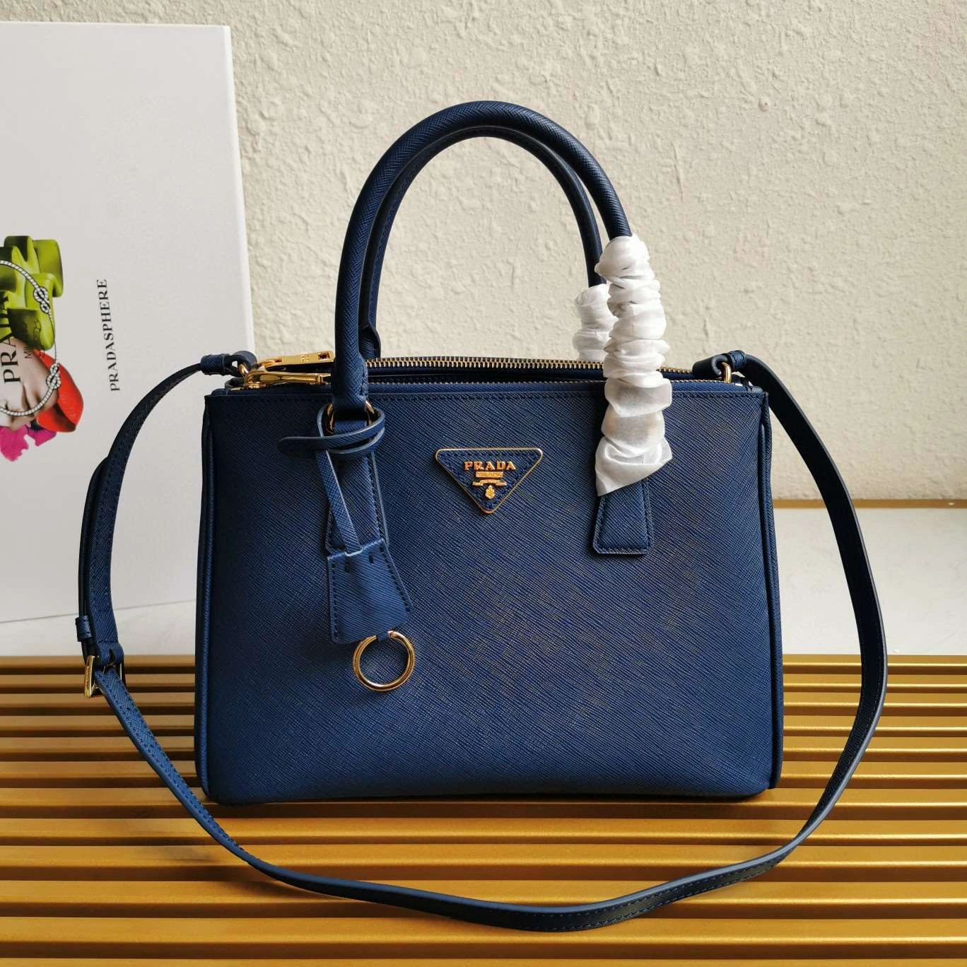 *MOMO--- 1BA863 item : A-B063H2715A