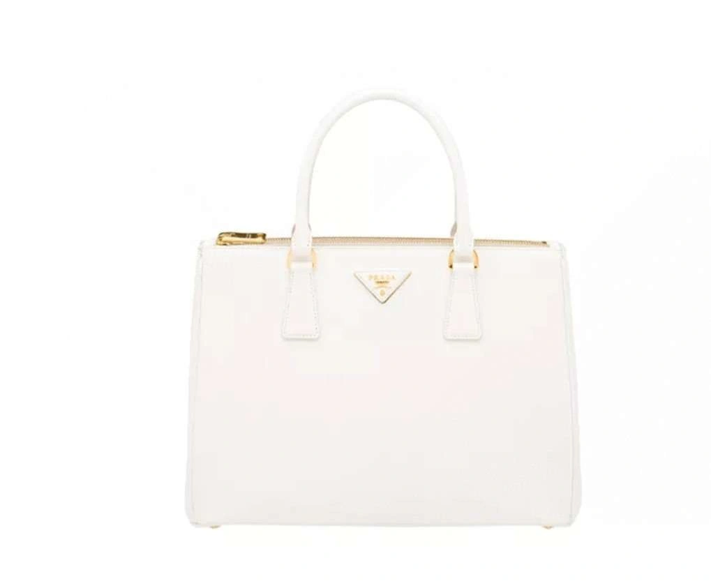 *MOMO--- 1BA863 item : A-B063H2718A