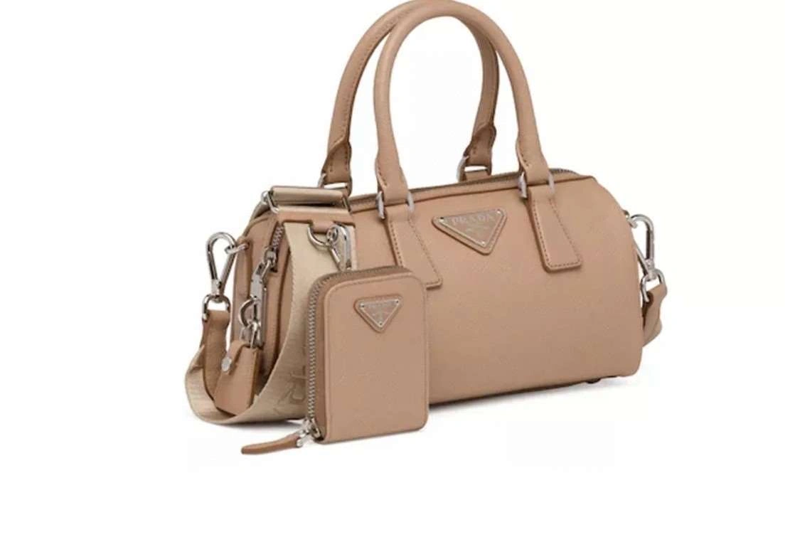 *MOMO--- 1BB846 item : A-B063H2746A