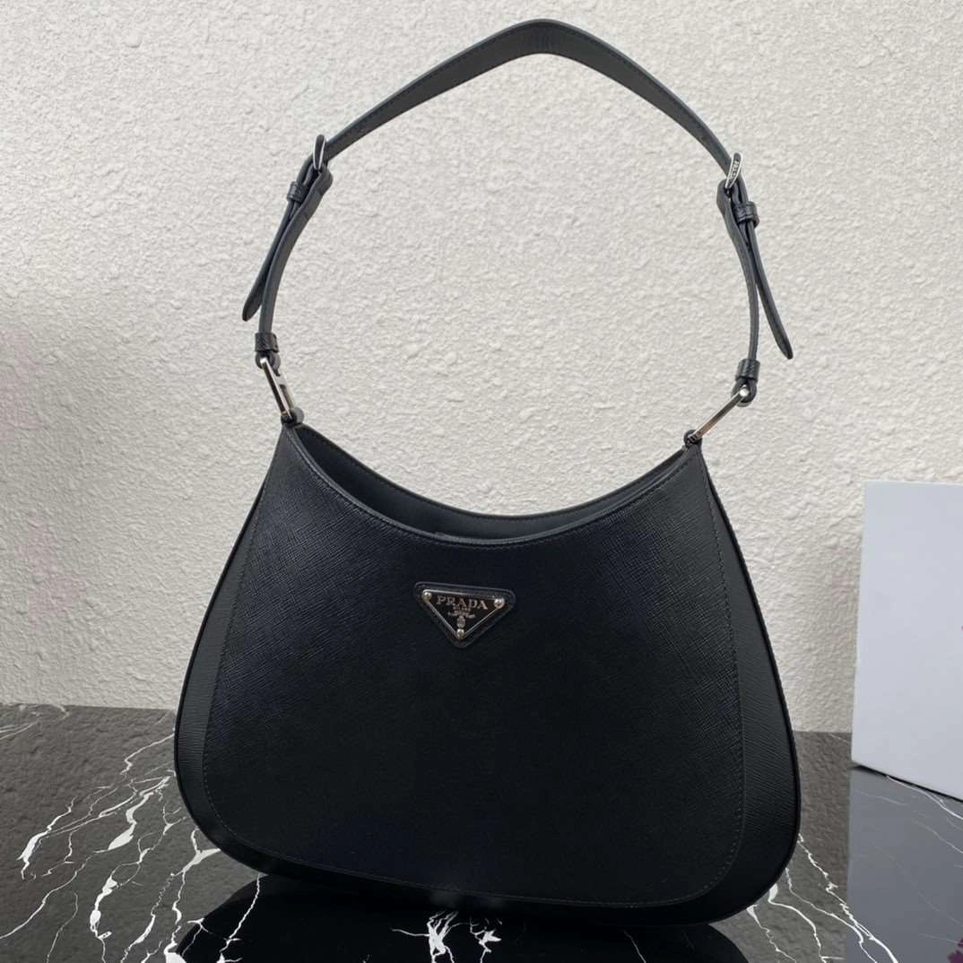 *MOMO--- 1BC156 cowhide item : A-B063I0105A