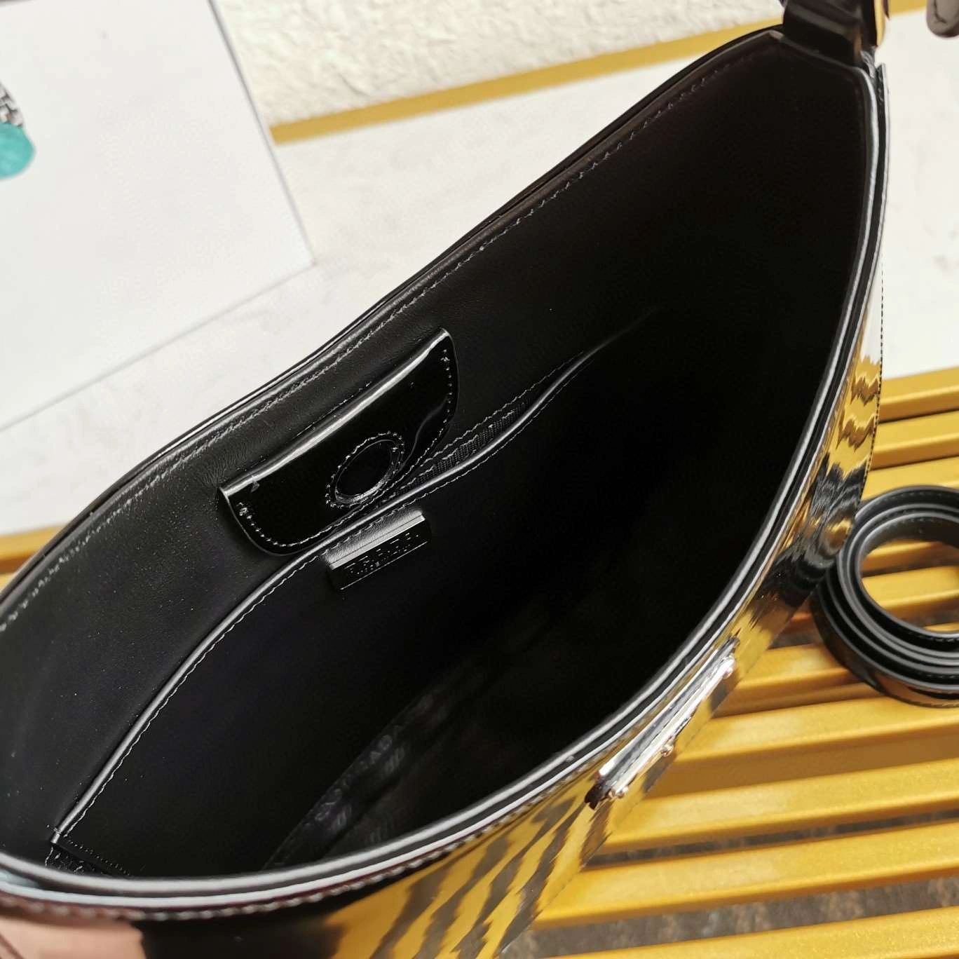 *MOMO--- 1BC156 item : A-B271H2839A