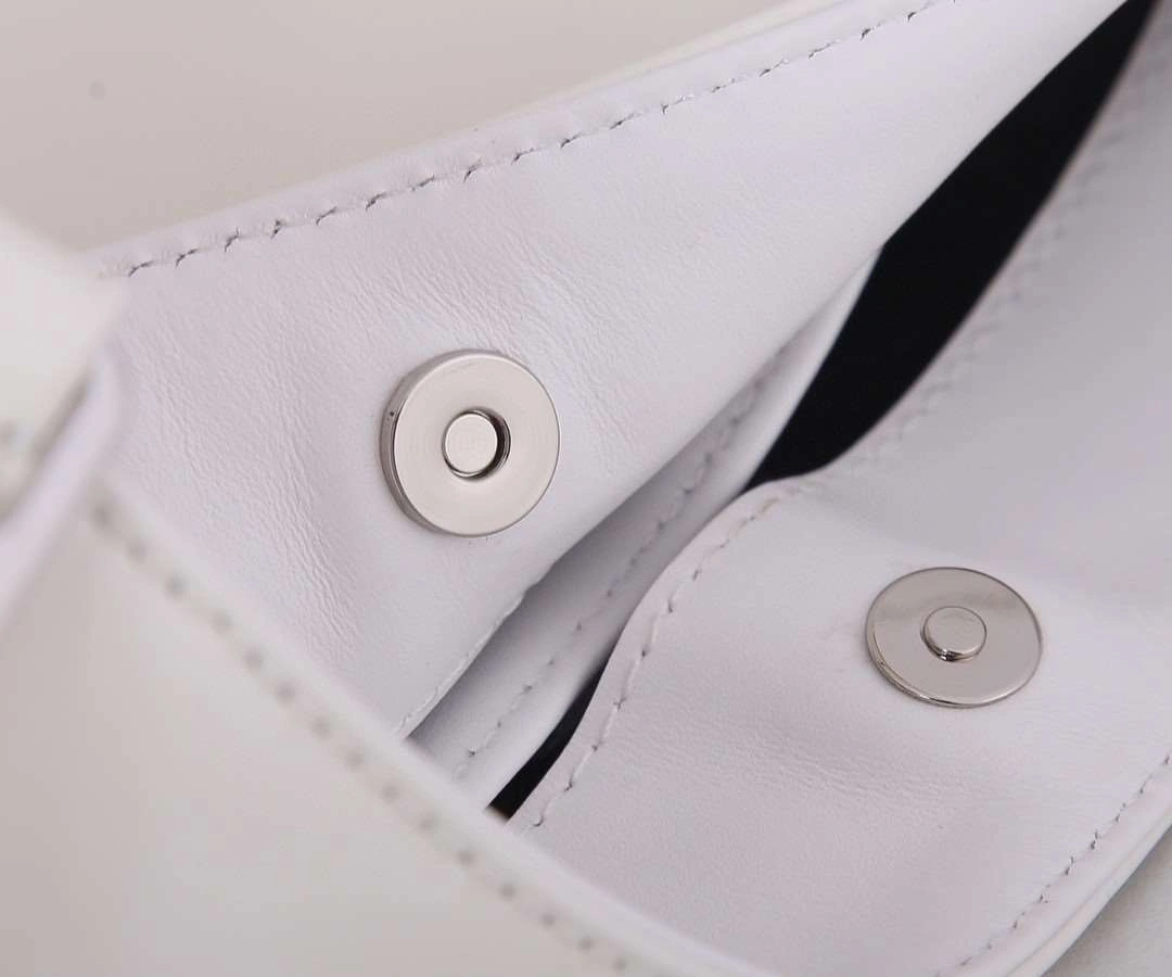 &*MOMO--- 1BC499 item : A-B00H2486A