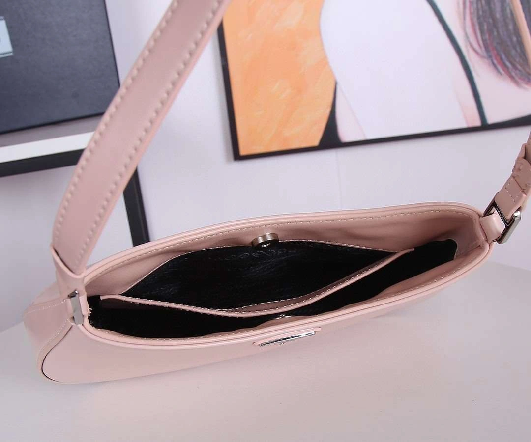 *MOMO--- 1BC499 item : A-B00H2544A