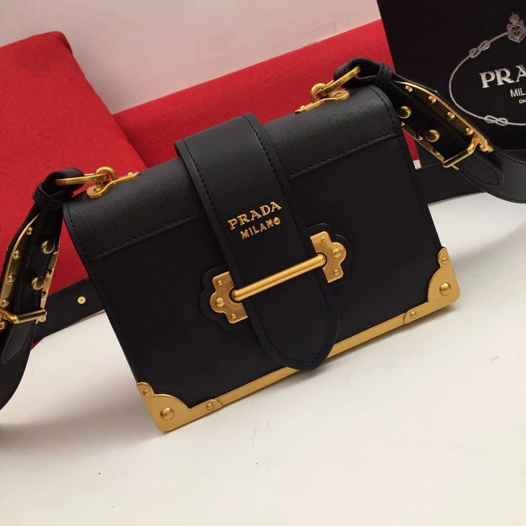 *MOMO--- 1BD045 Calfskin item : A-B00H2701A