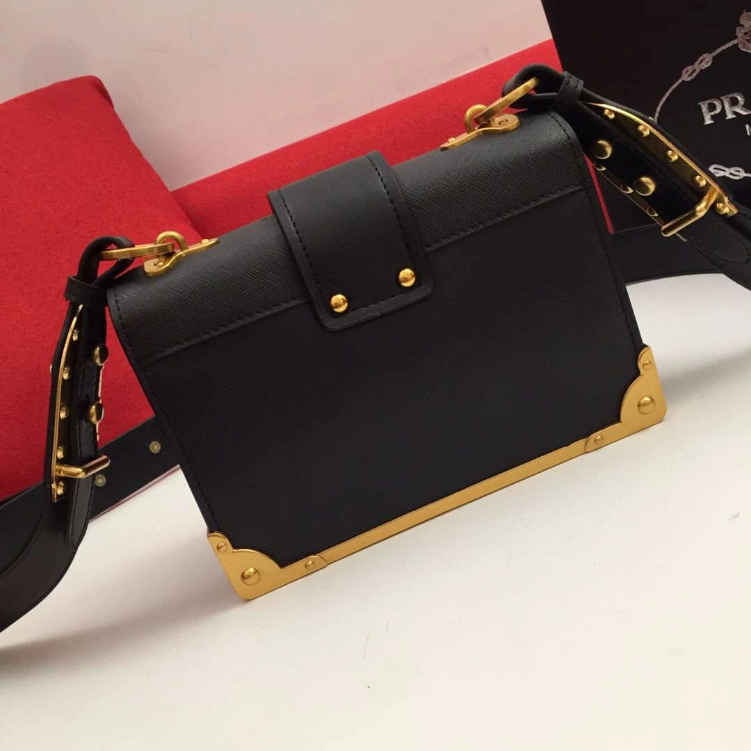*MOMO--- 1BD045 Calfskin item : A-B00H2701A