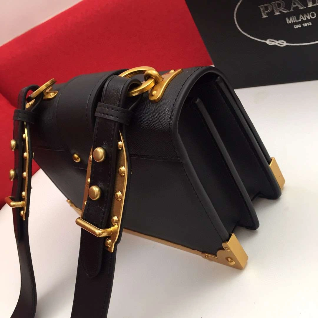 *MOMO--- 1BD045 Calfskin item : A-B00H2701A