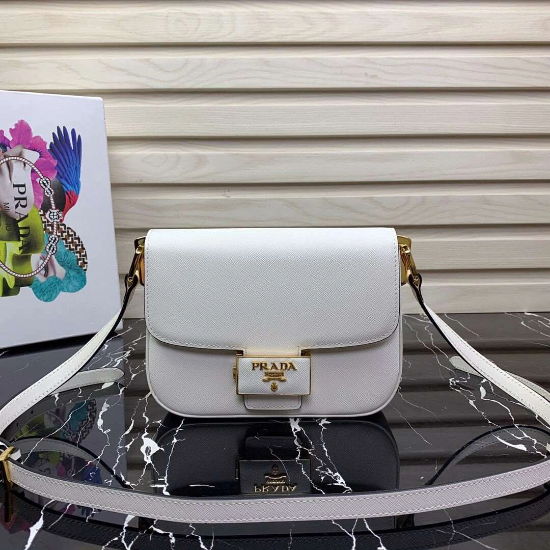 *MOMO--- 1BD217 item : A-B00H3025A