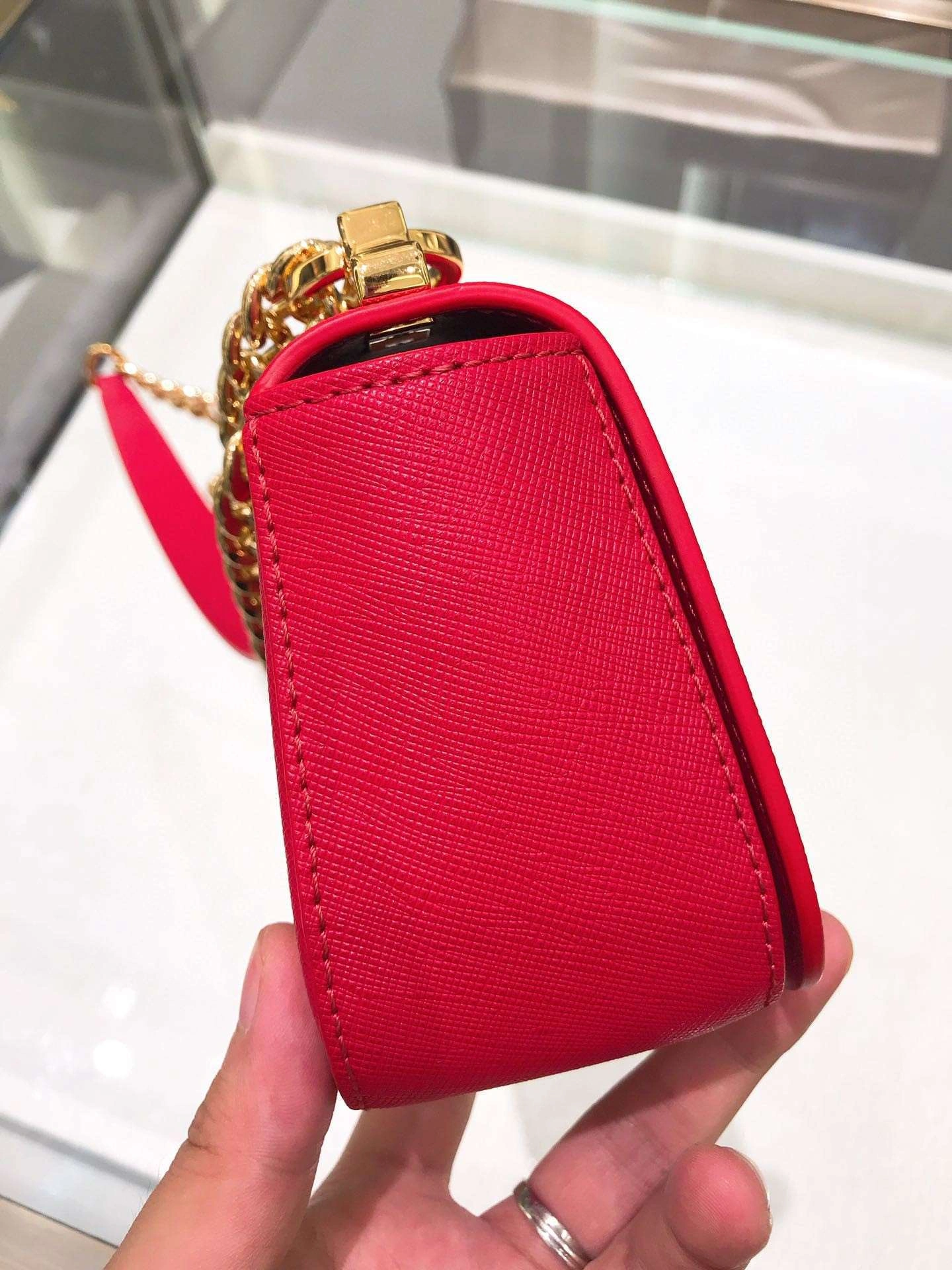 *MOMO--- 1BD219 item : A-B00H2723A