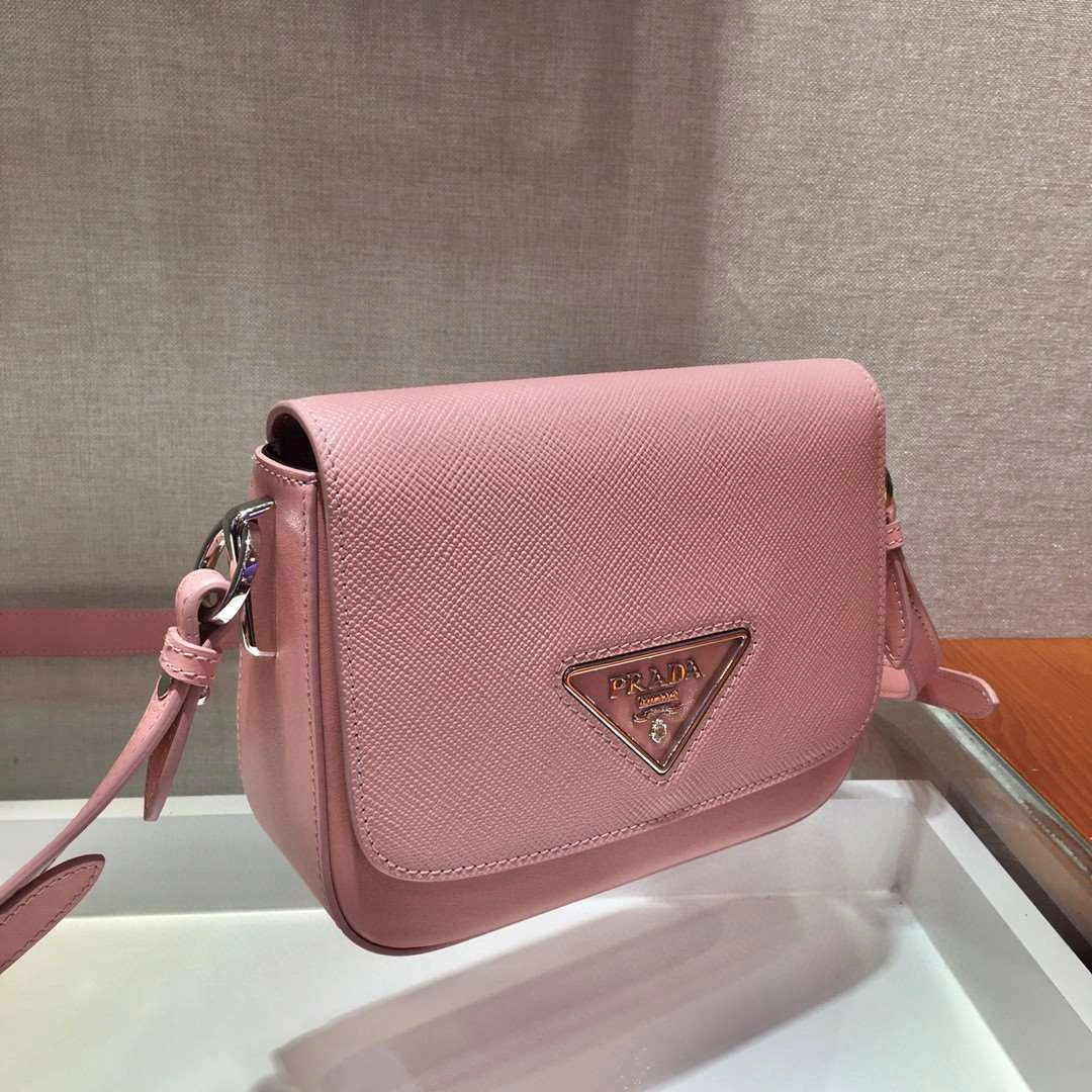 *MOMO--- 1BD249 cowhide item : A-B164H3059A
