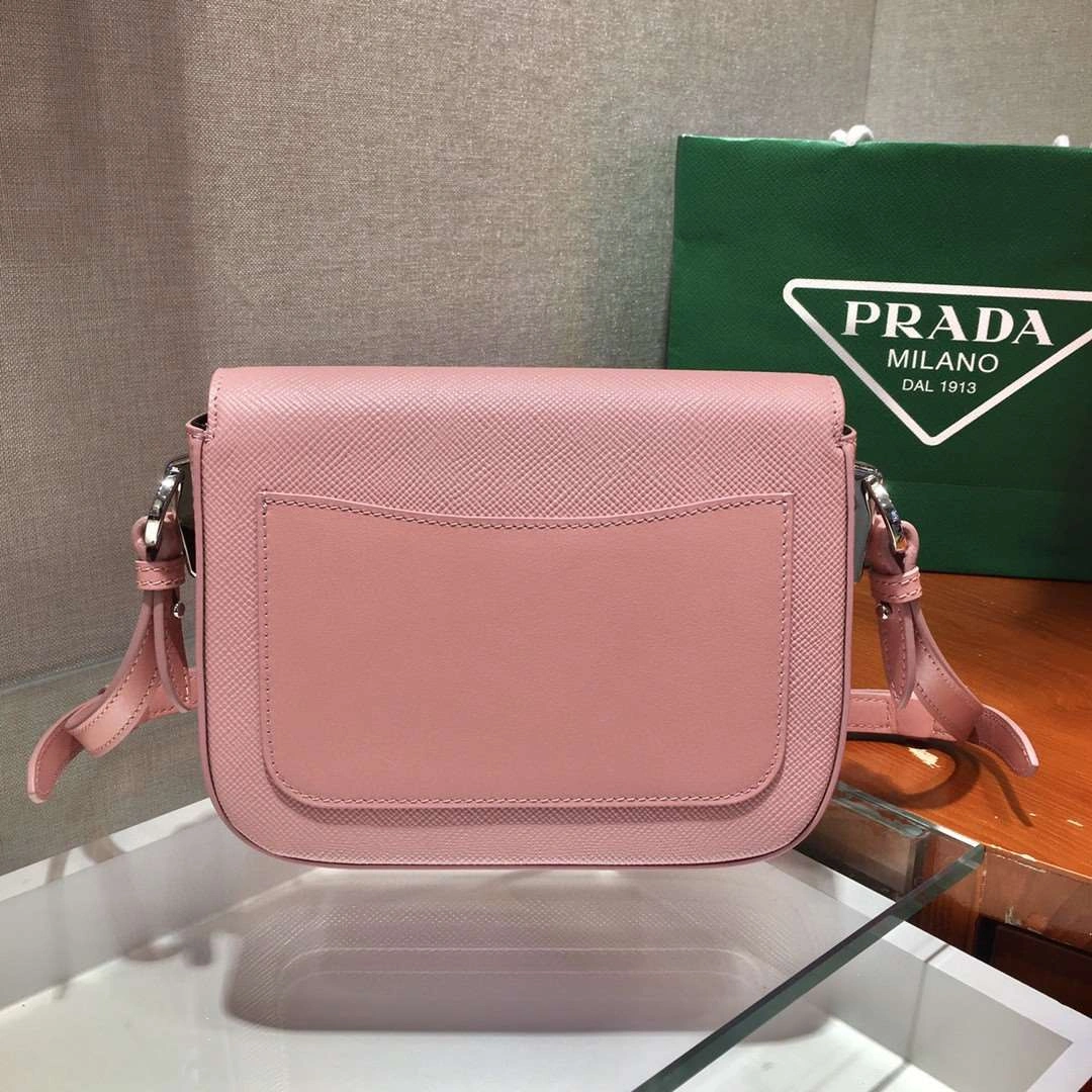 *MOMO--- 1BD249 cowhide item : A-B164H3059A