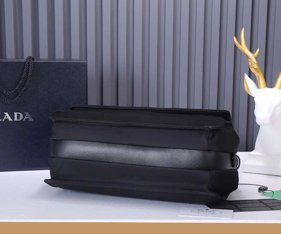 *MOMO--- 1BD255 item : A-B118H2546A