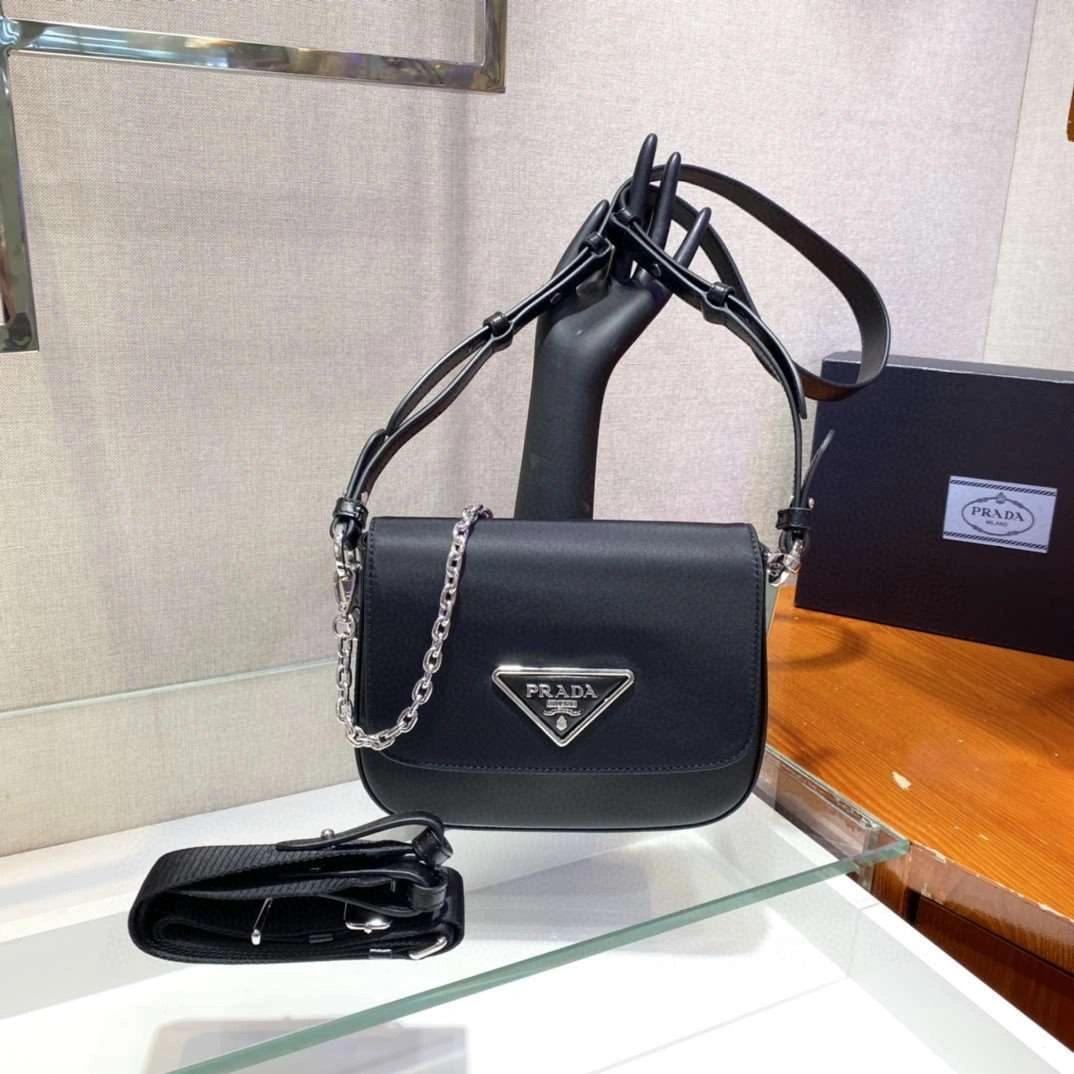 *MOMO--- 1BD263 Calfskin item : A-B00H2553A