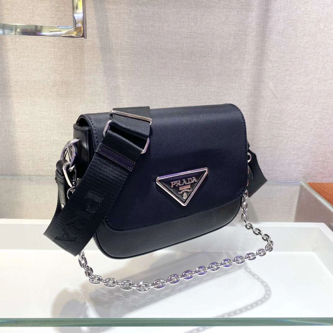 *MOMO--- 1BD263 Calfskin item : A-B00H2553A