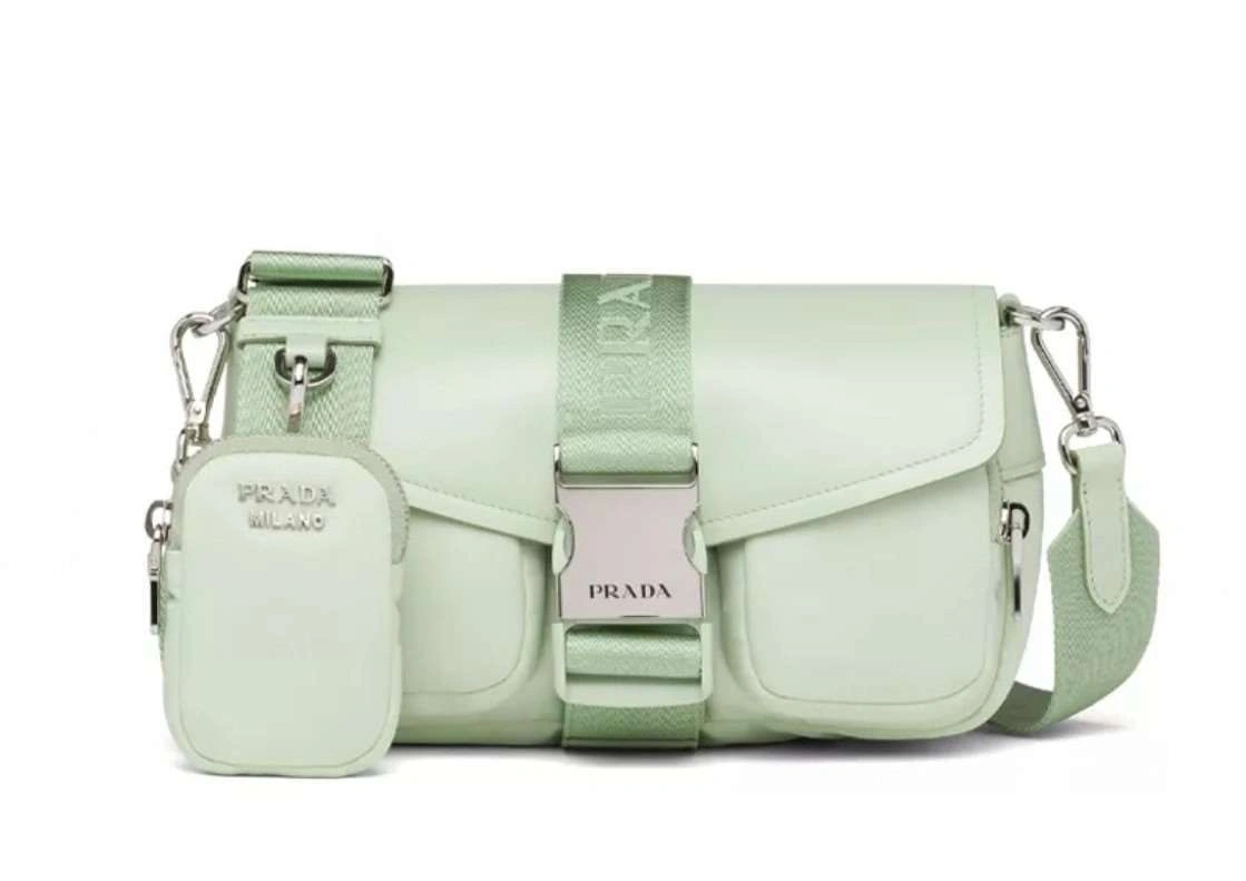 *MOMO--- 1BD295 item : A-B063H2818A