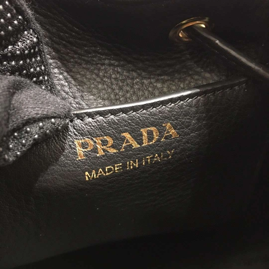 *MOMO--- 1BE018 Calfskin item : A-B00H2471A