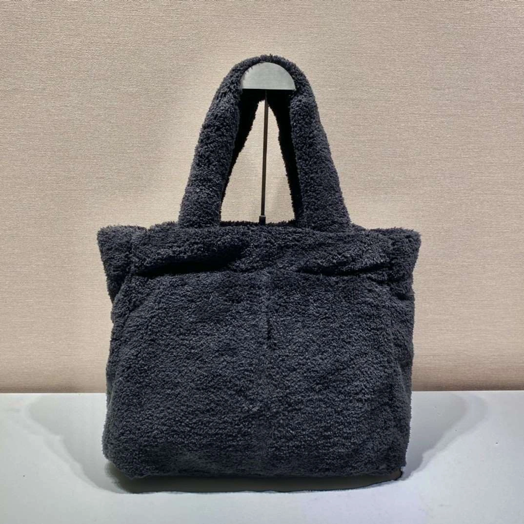 *MOMO--- 1BG130 item : A-B00H2844A