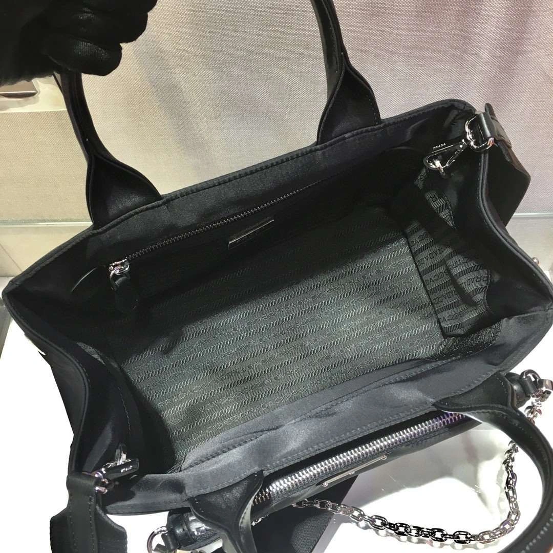 *MOMO--- 1BG364 item : A-B00H3061A