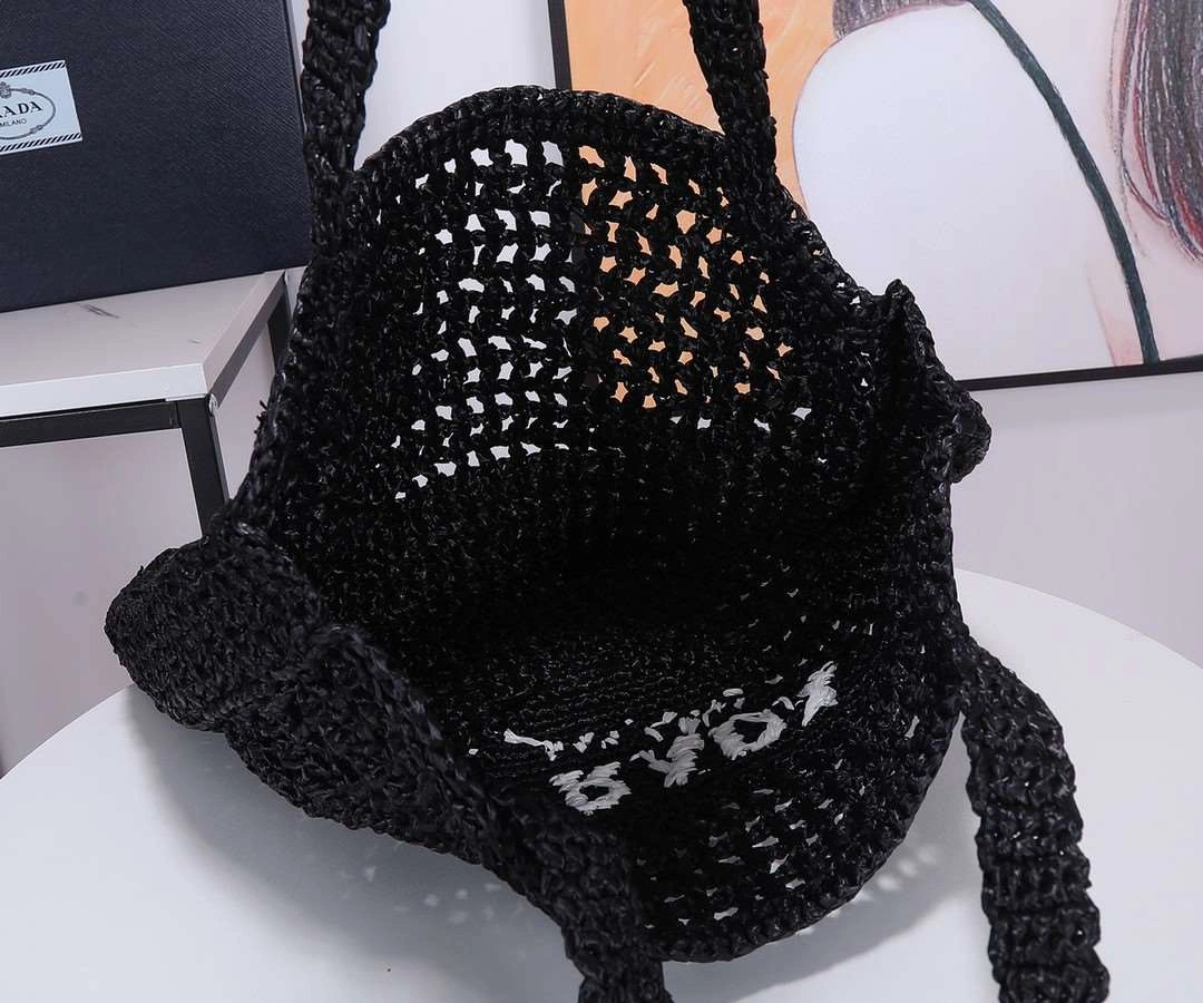 *MOMO--- 1BG393 item : A-B00H2811A