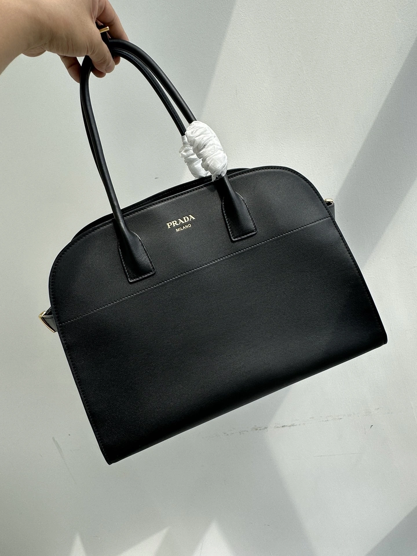 MOMO--- 1BG508_2CYS_F0002_V_OOO Calfskin item:D-B432D0674