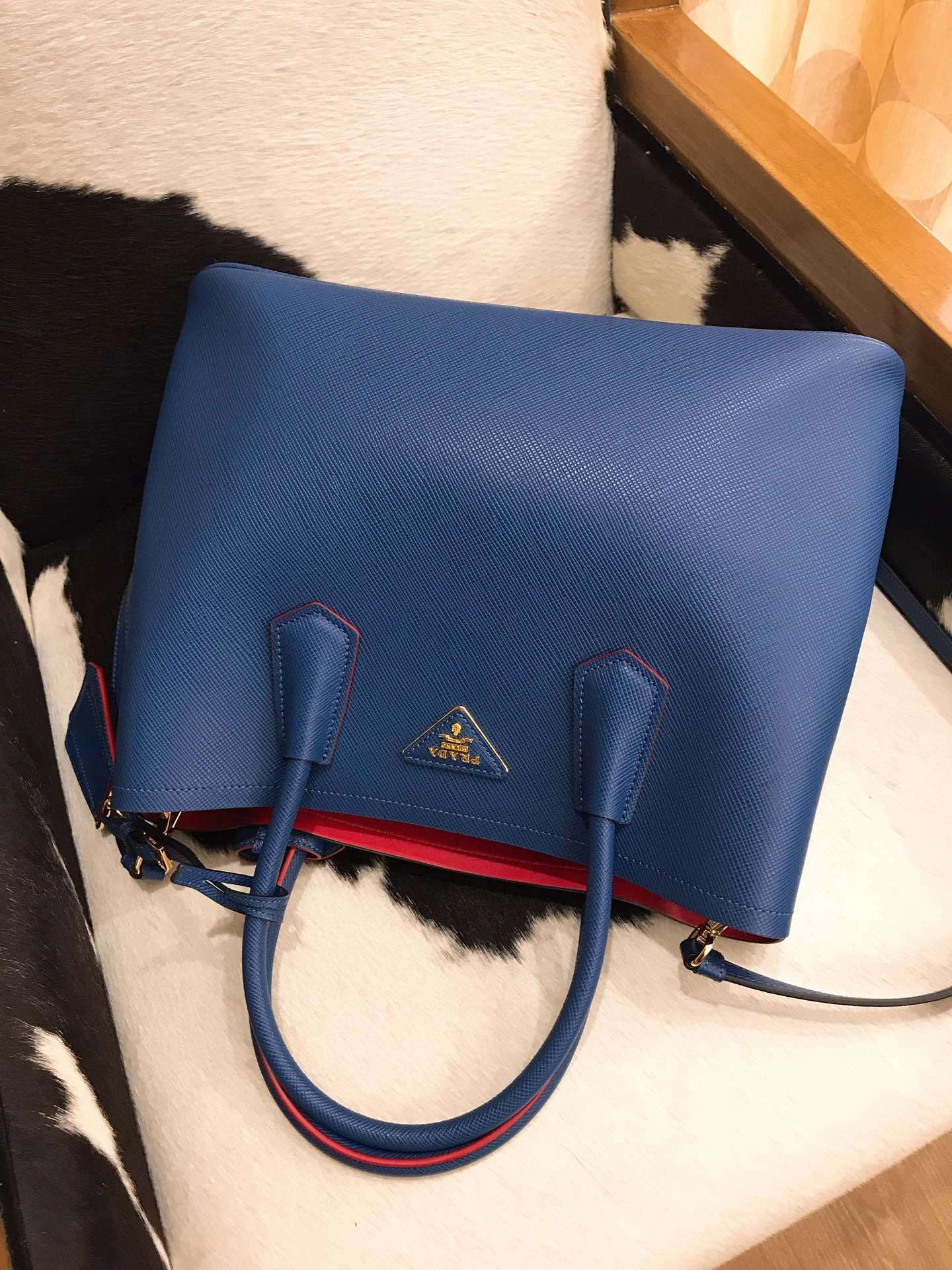 *MOMO--- 1BG775 cowhide item : A-B00H2732A