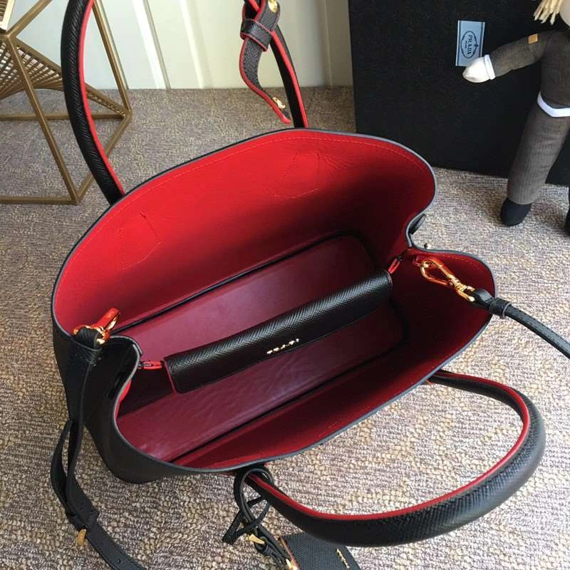 *MOMO--- 1BG775 cowhide item : A-B00H3056A