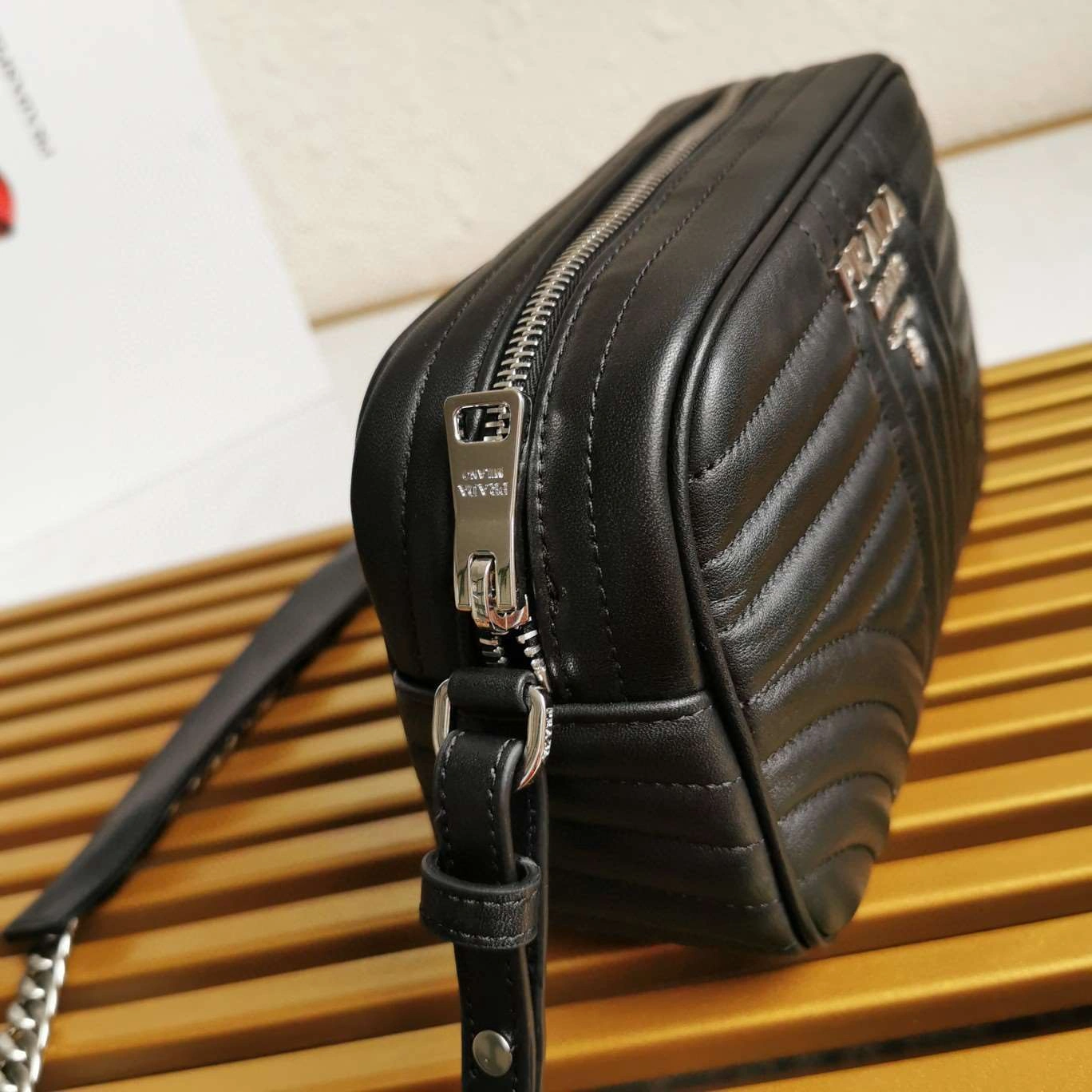 *MOMO--- 1BH083 item : A-B177H2615A