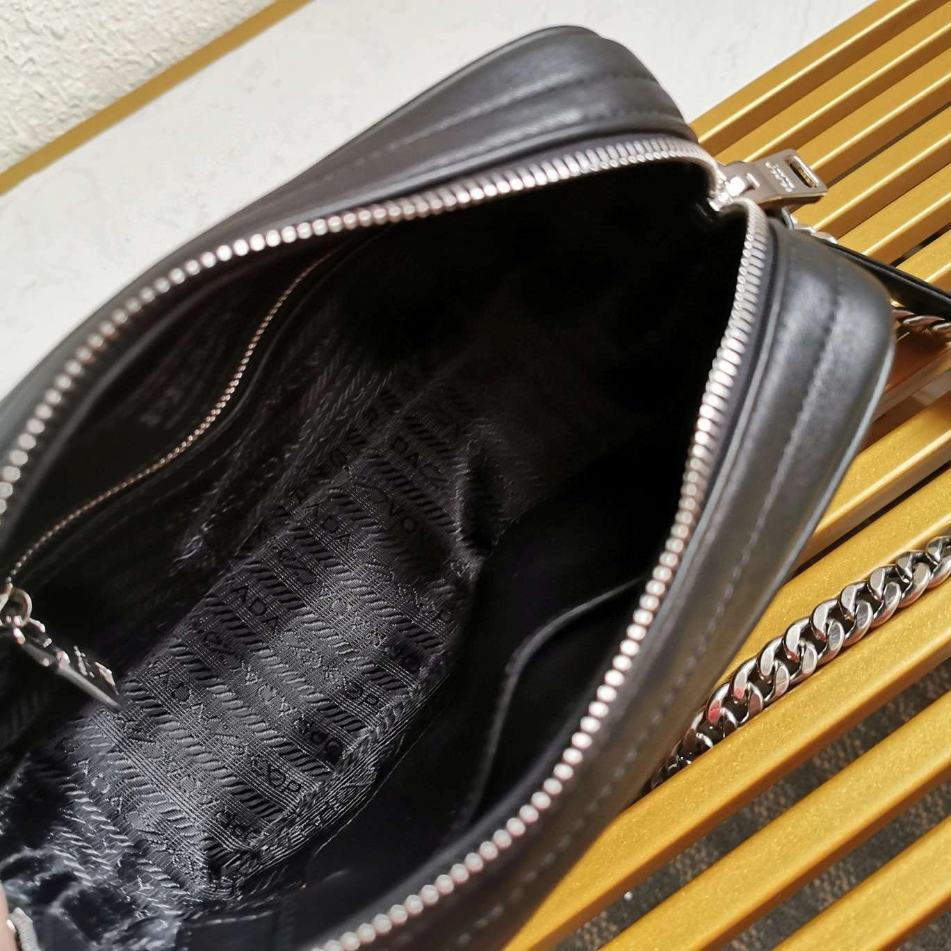 *MOMO--- 1BH083 item : A-B177H2615A