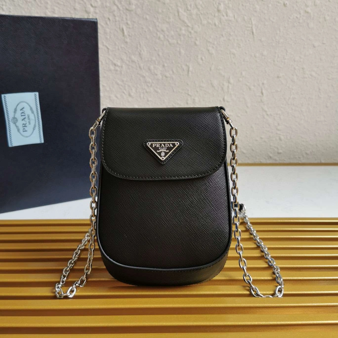 *MOMO--- 1BH185 item : A-B063H3034A